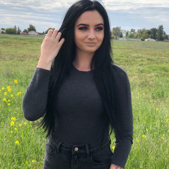 Meet your Posher, Jessica - Picture 1 of 1